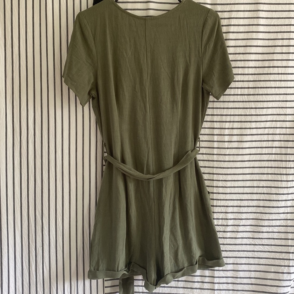 NWB ROMPER Amazon - Picture 6 of 11
